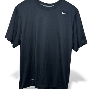 Nike Men's Black Short Sleeve Tee